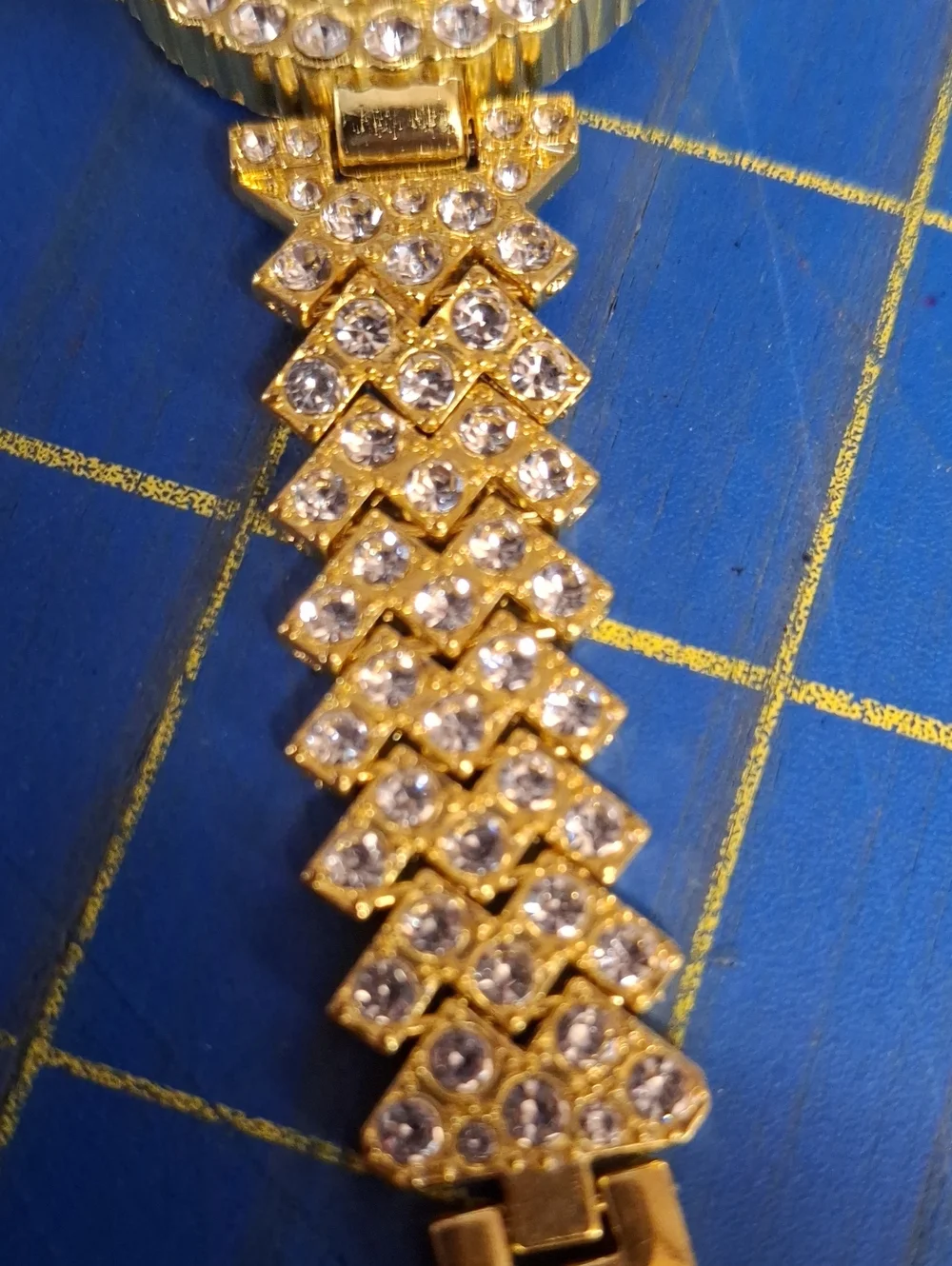 Rhinestone Gold Tone 8